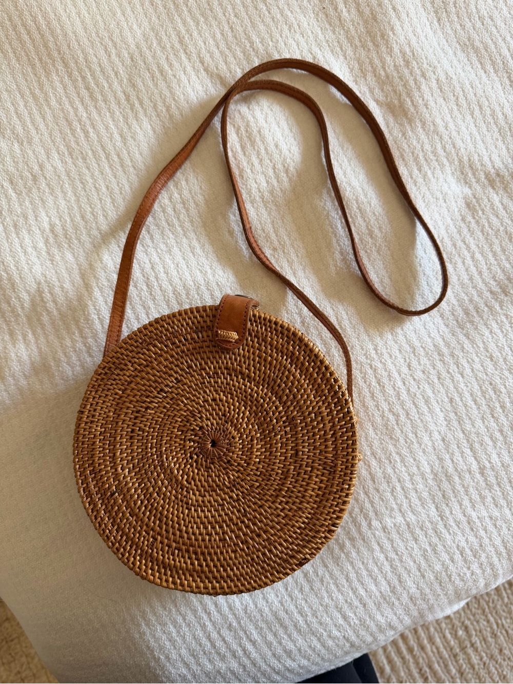 Round Woven Crossbody Bag - Brown